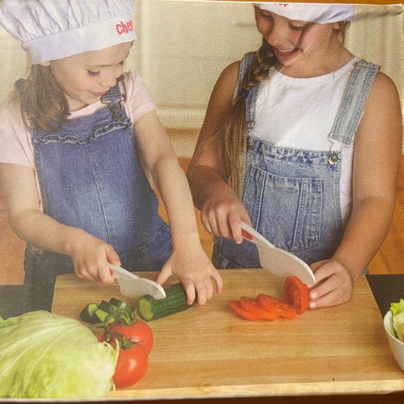 StarPack Children's plastic knife set of three NWT - Picture 5 of 7